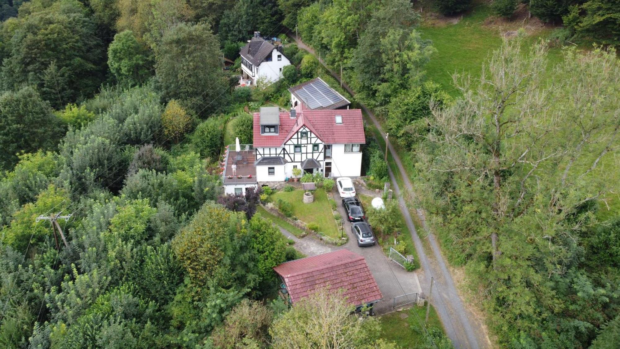 Ferienwohnung Schaefer Waldbreitbach Exterior foto
